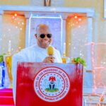 Video: ‘Is Somebody Massaging Oshiomhole’s Leg’ Akpabio Asks During Plenary