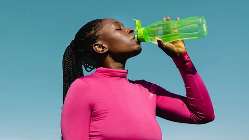 10 Amazing Benefits of Drinking Water Every Day